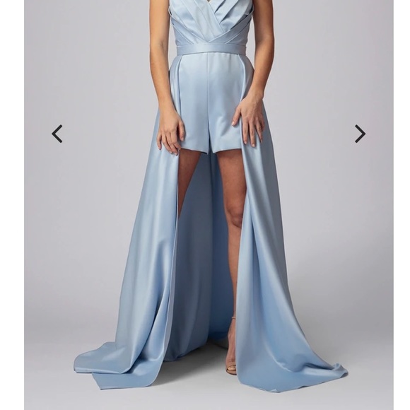 JayGodfrey Capri romper w/ attached skirt in white. Size 8. Never worn w/tags - Picture 2 of 2